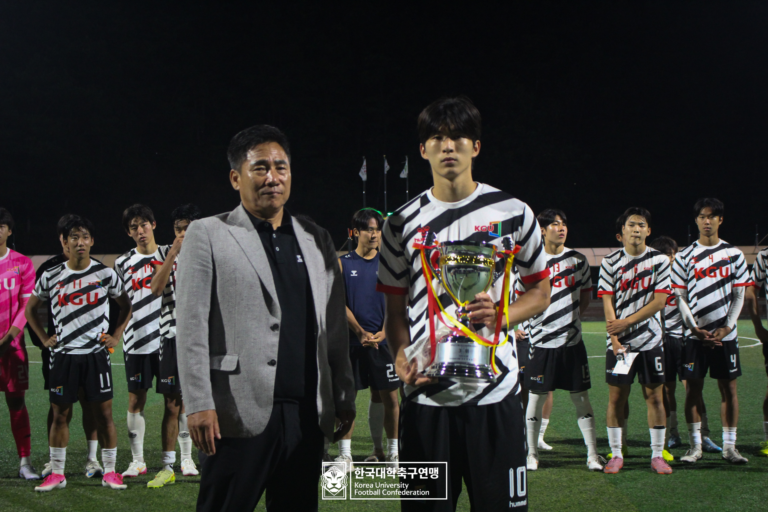제62회 추계대학축구연맹전 태백산기 시상식 36
