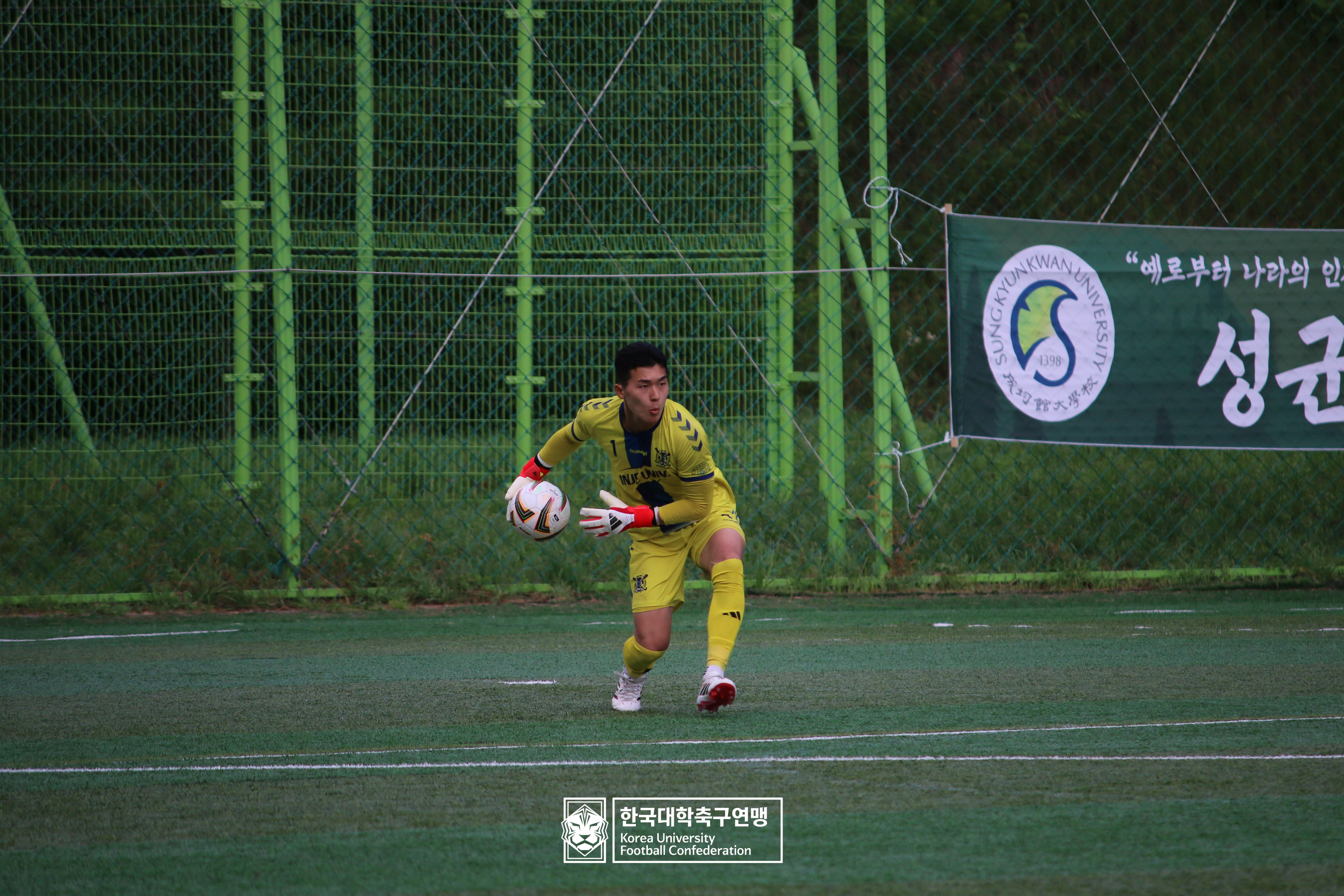 제62회 추계대학축구연맹전 태백산기 예선 2일차 홍익대 vs 인제대 9