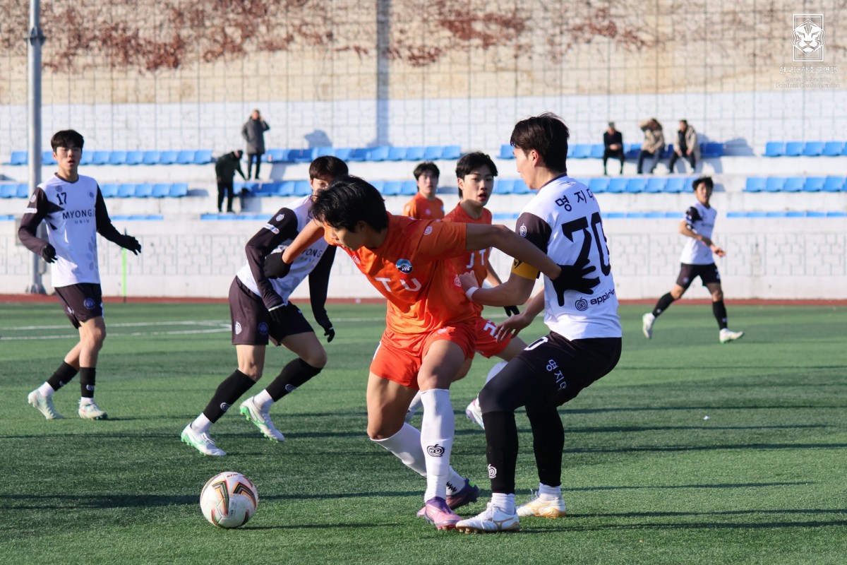제22회 1,2학년대학축구대회 1일차 경기사진 30