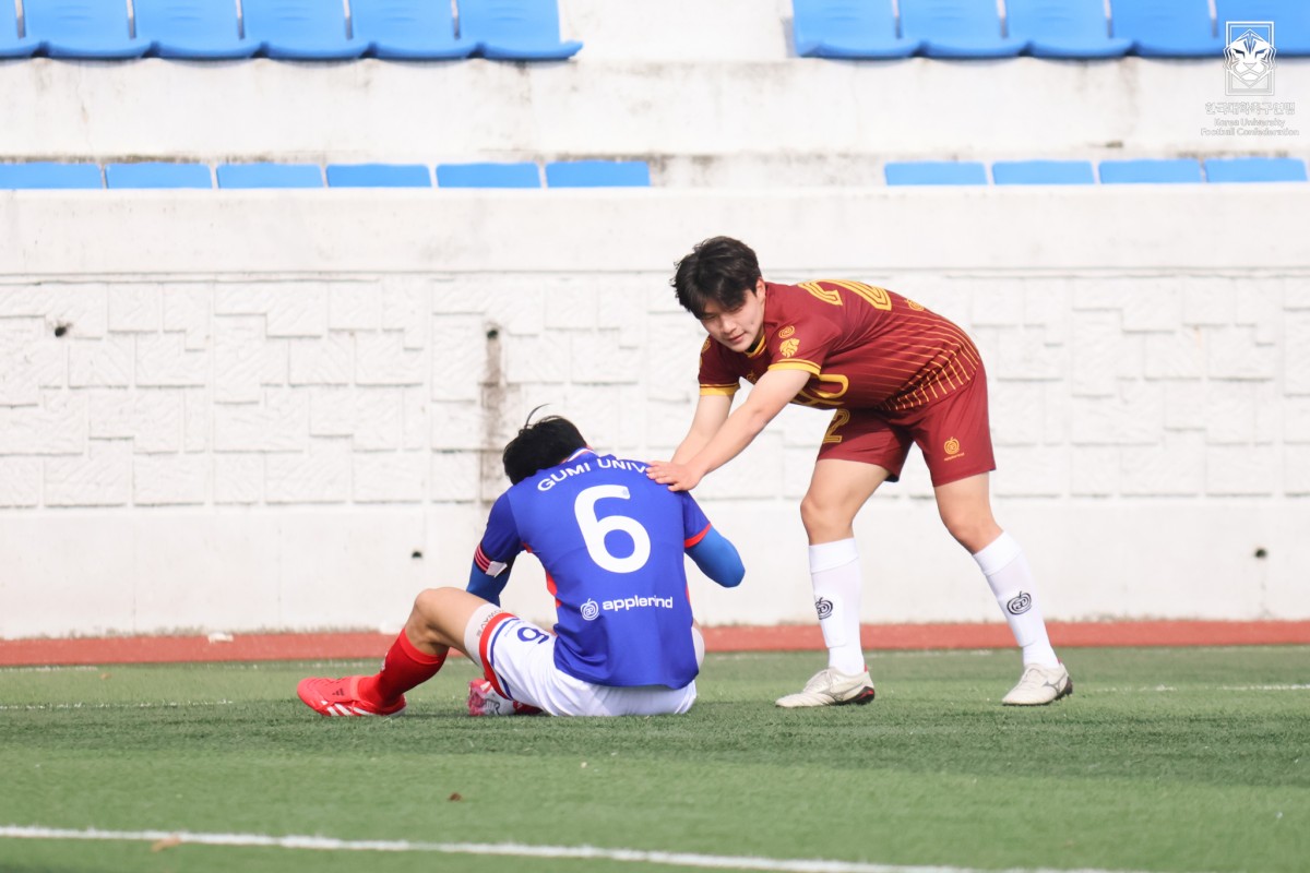 제22회 1,2학년대학축구대회 1일차 경기사진 41