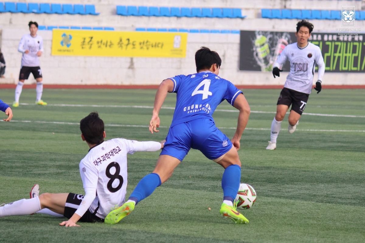 제22회 1,2학년대학축구대회 1일차 경기사진 46