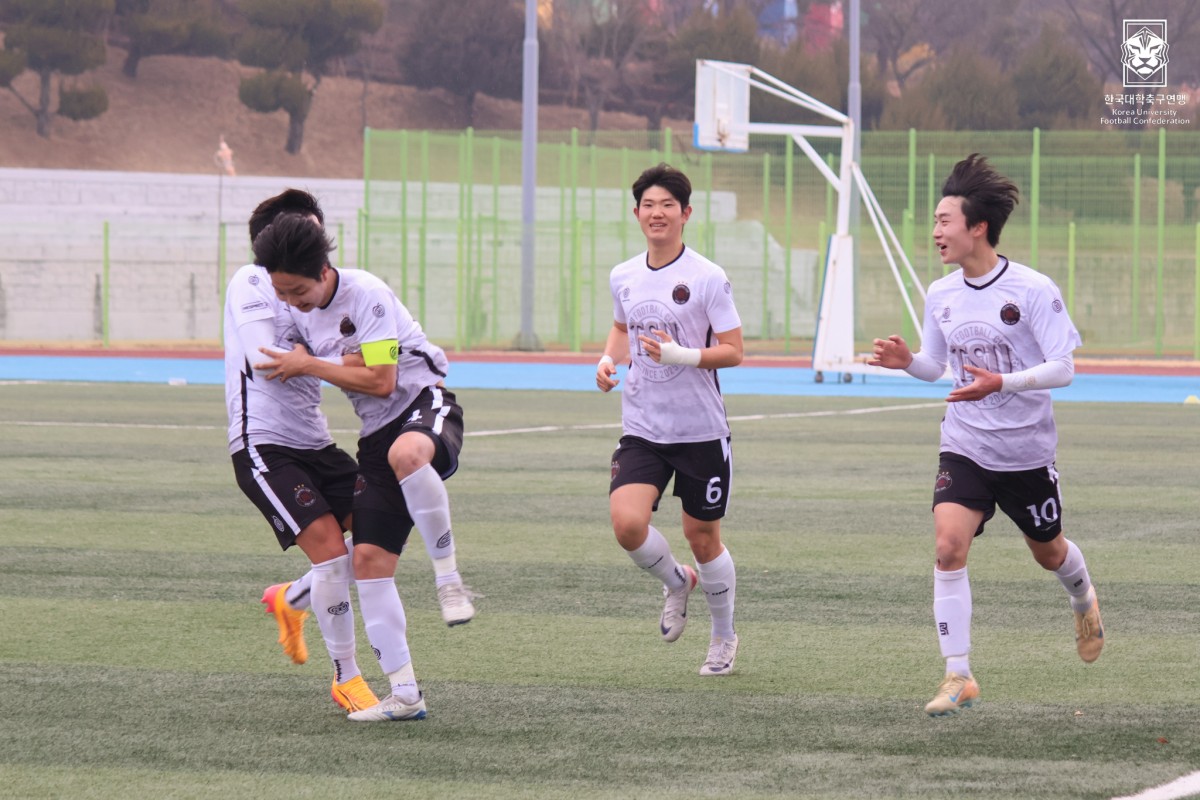 제22회 1,2학년대학축구대회 1일차 경기사진 54
