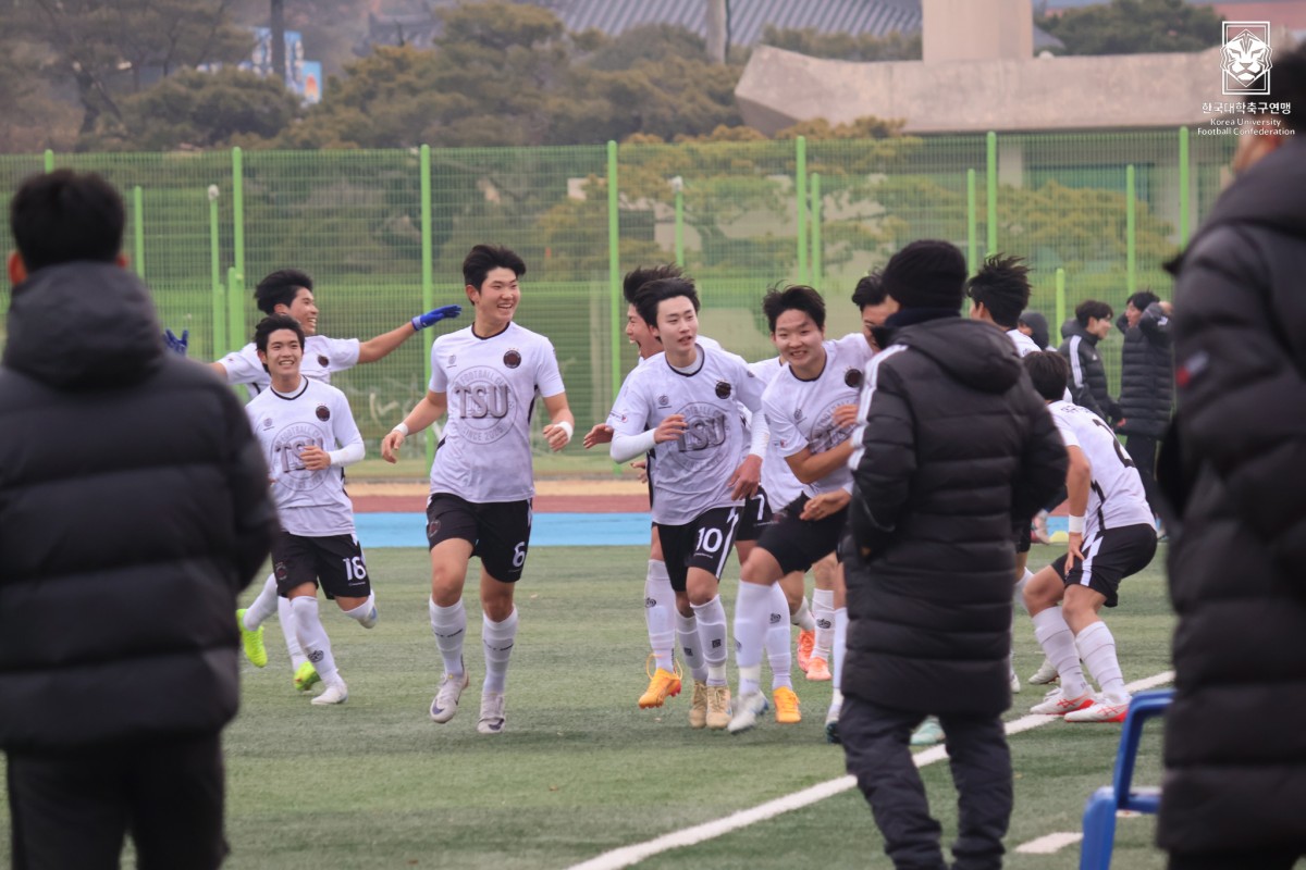 제22회 1,2학년대학축구대회 1일차 경기사진 56
