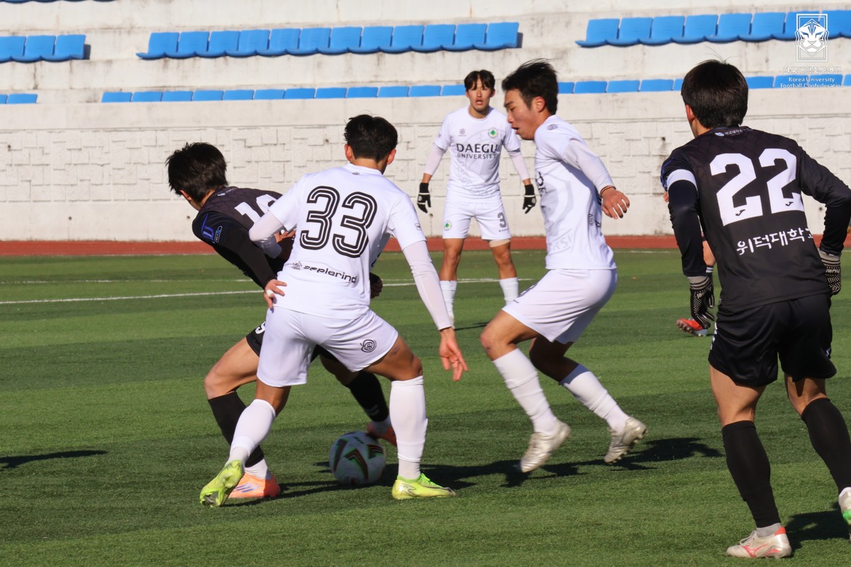 제22회 1,2학년대학축구대회 2일차 경기사진 15