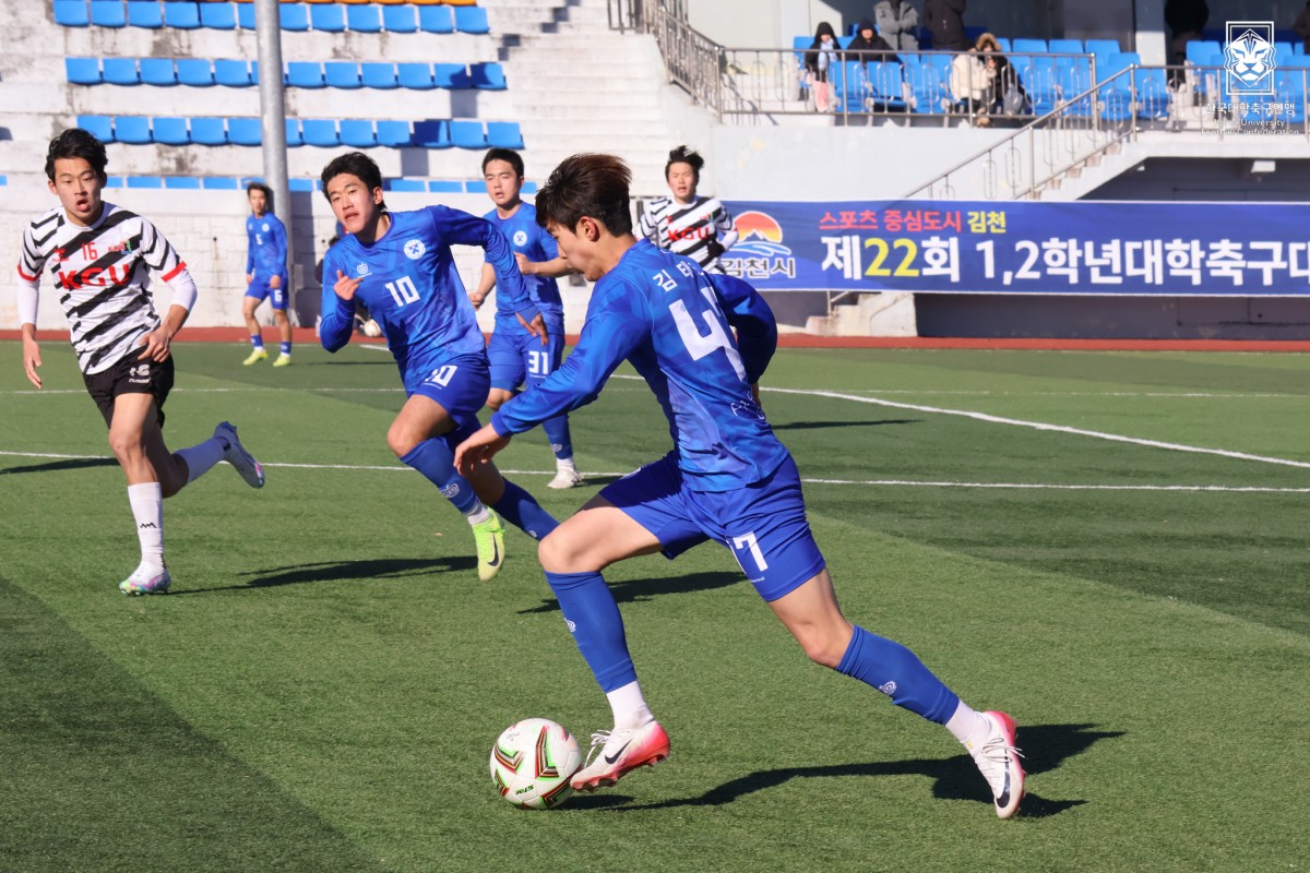 제22회 1,2학년대학축구대회 2일차 경기사진 28