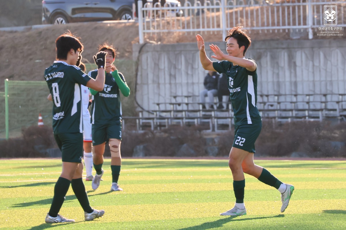 제22회 1,2학년대학축구대회 2일차 경기사진 45