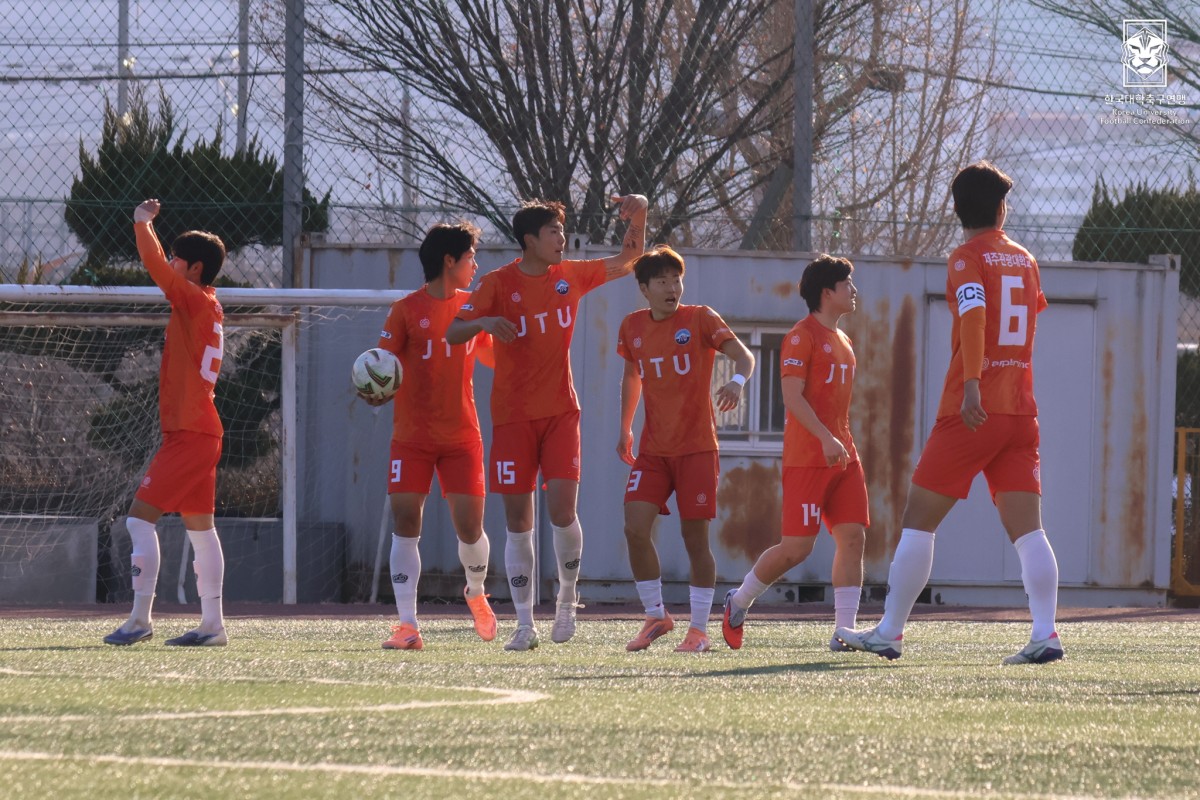 제22회 1,2학년대학축구대회 3일차 경기사진 31