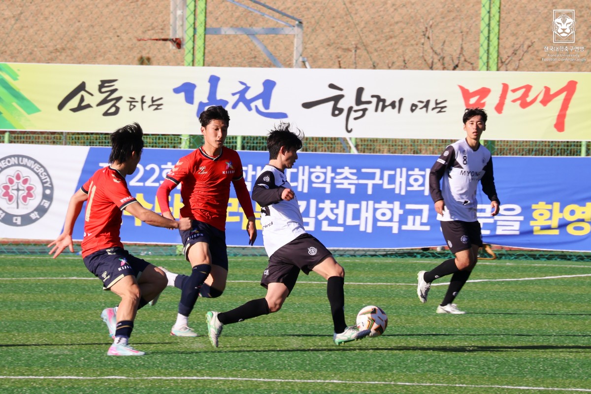 제22회 1,2학년대학축구대회 3일차 경기사진 46