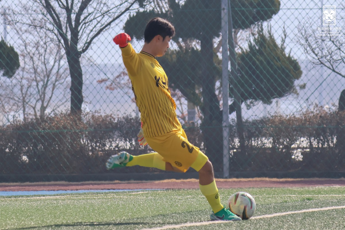 제22회 1,2학년대학축구대회 16강 한남대-경희대 9