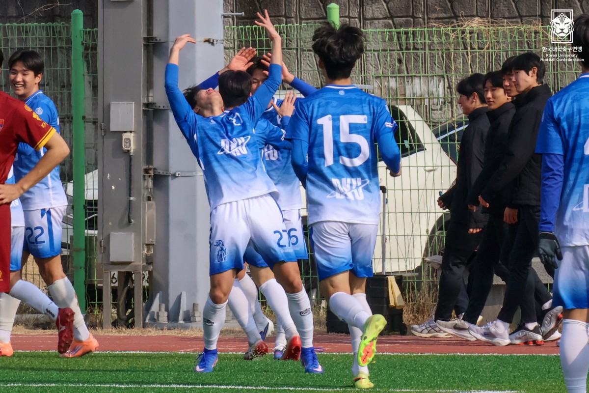 제22회 1,2학년대학축구대회 8강 단국대-경희대 10