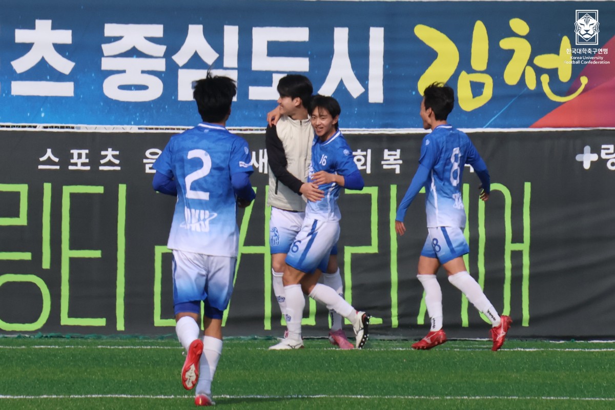 제22회 1,2학년대학축구대회 8강 단국대-경희대 15