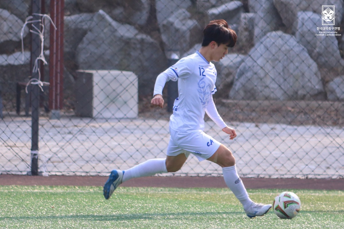 제22회 1,2학년대학축구대회 8강 김해대-중앙대 18
