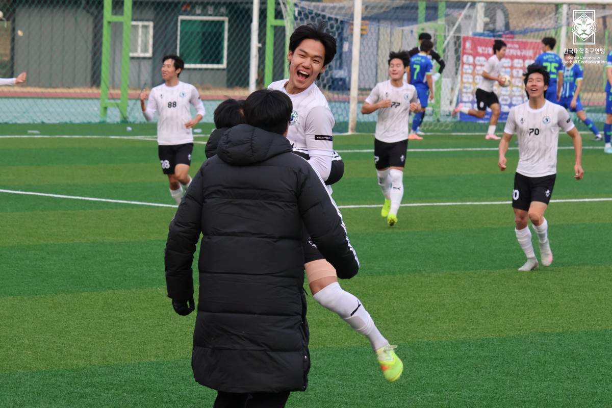 제22회 1,2학년대학축구대회 8강 송호대-상지대 14