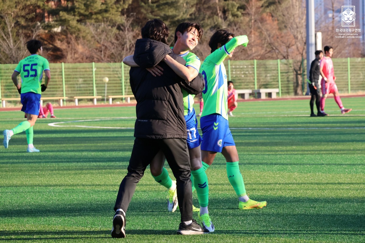 제22회 1,2학년대학축구대회 4강 상지대-용인대 20