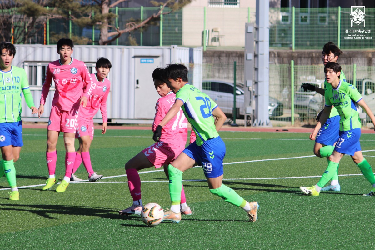제22회 1,2학년대학축구대회 4강 상지대-용인대 21