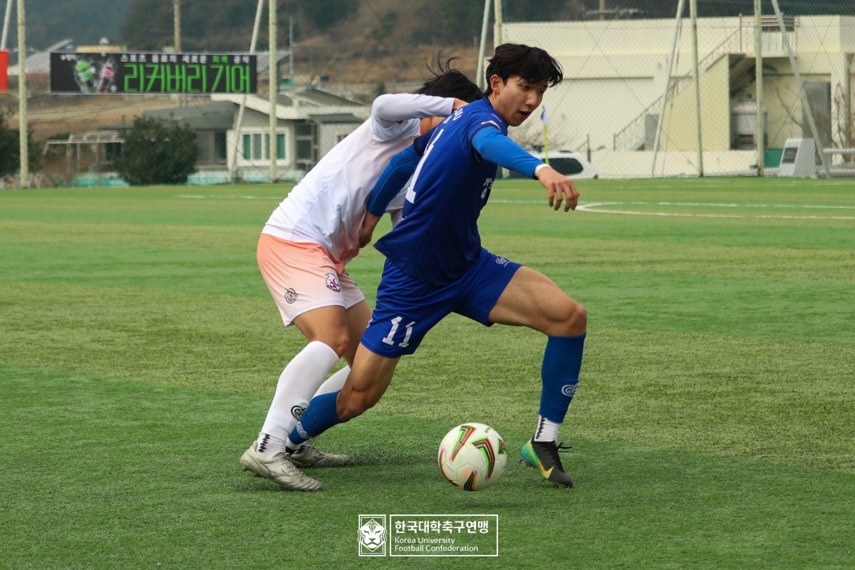 통영기 제62회 춘계대학축구연맹전 예선 1일차 경기사진 13