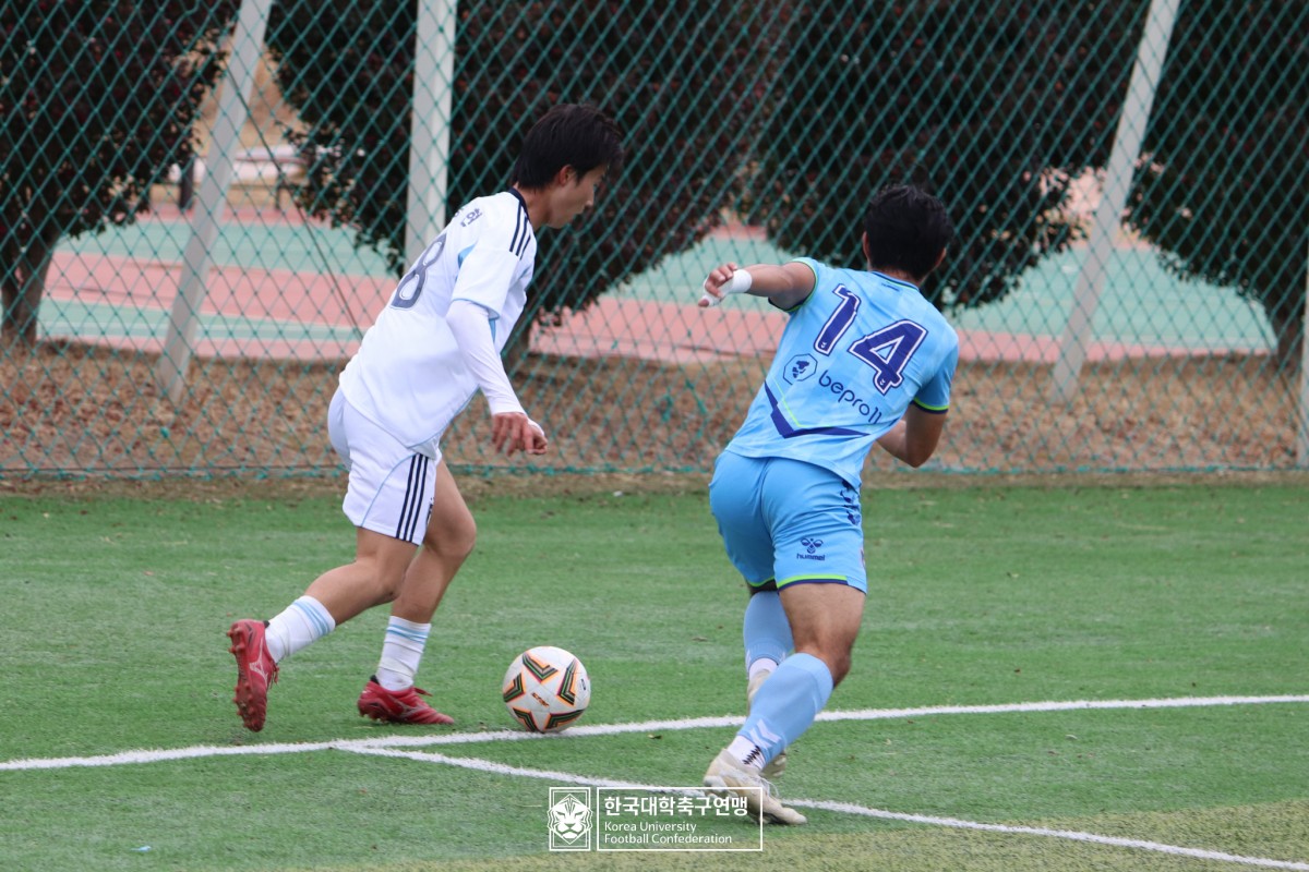 통영기 제62회 춘계대학축구연맹전 예선 1일차 경기사진 34