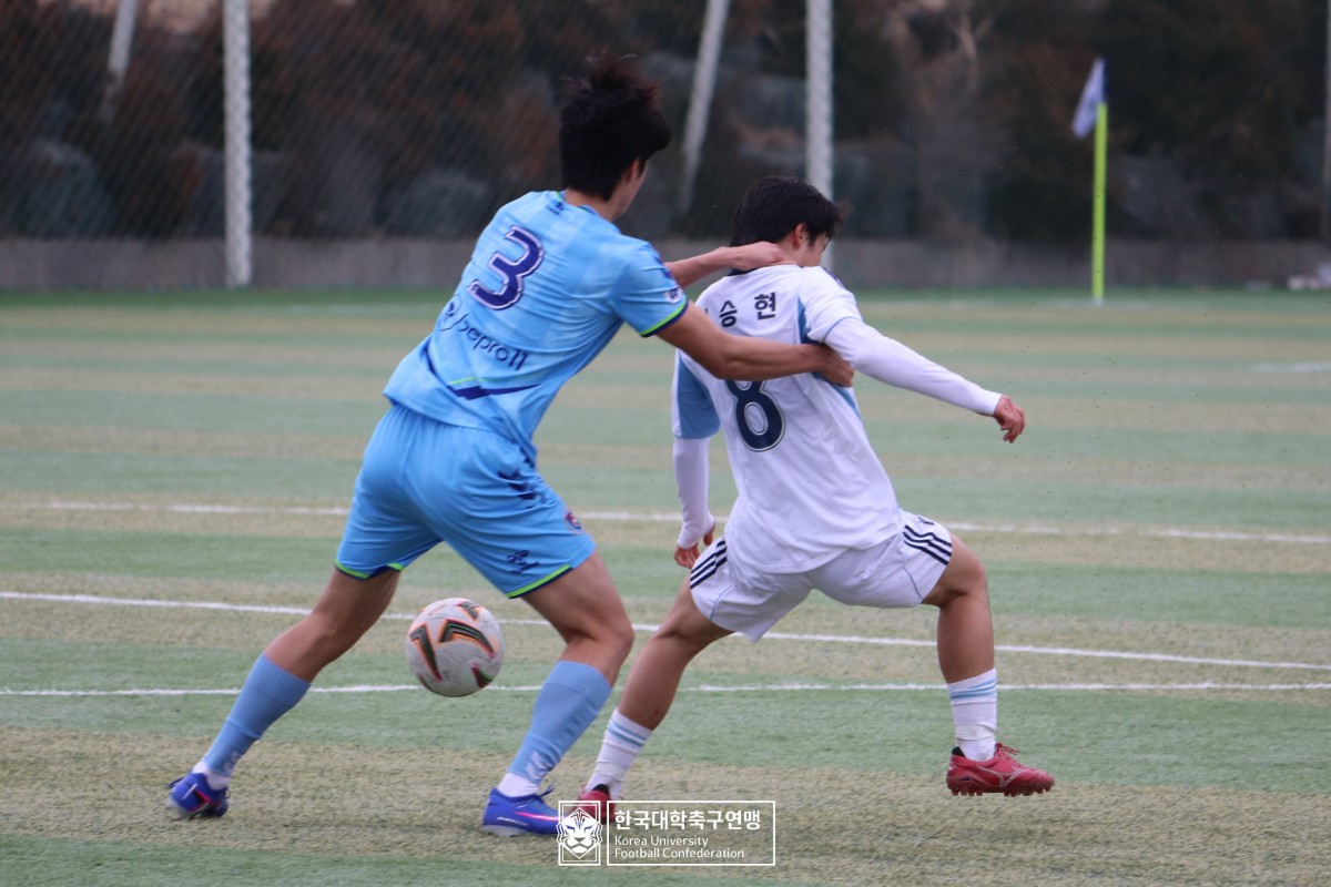 통영기 제62회 춘계대학축구연맹전 예선 1일차 경기사진 37