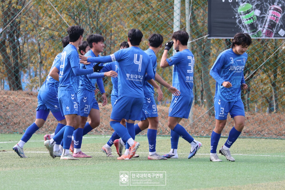 통영기 제62회 춘계대학축구연맹전 예선 1일차 경기사진 75