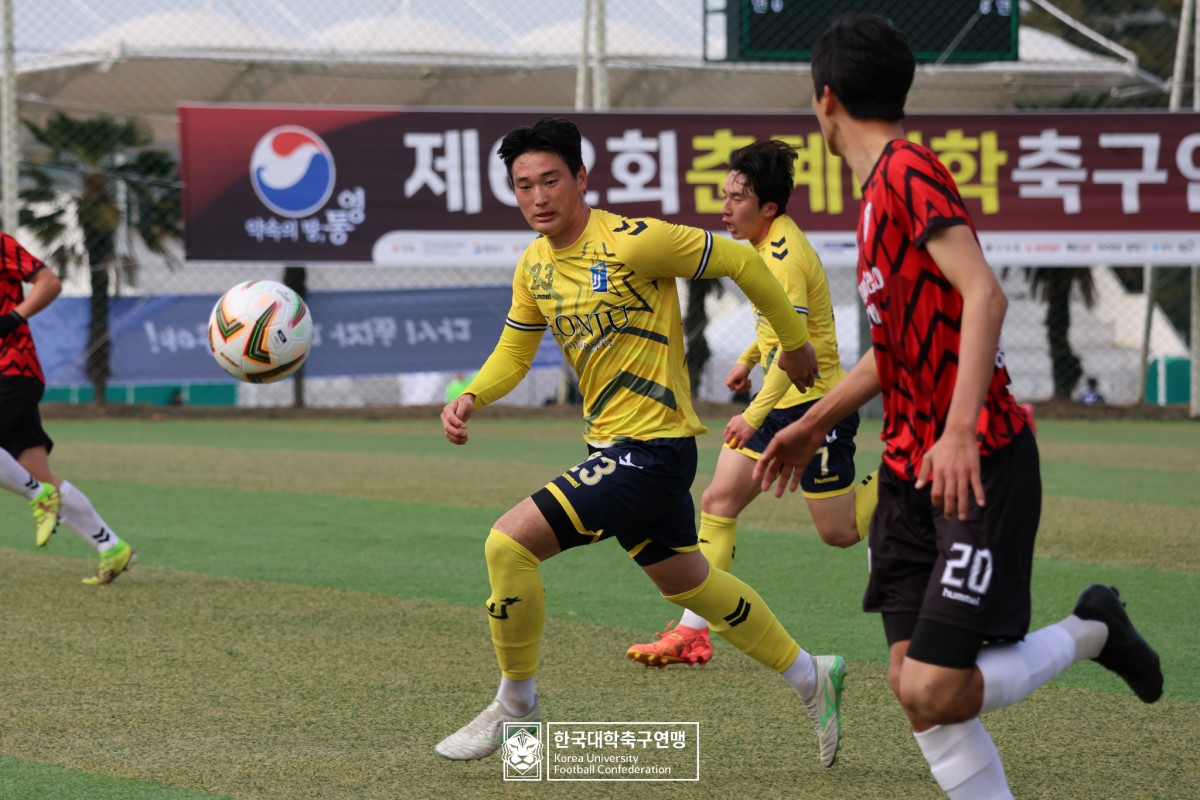 통영기 제62회 춘계대학축구연맹전 예선 1일차 경기사진 76