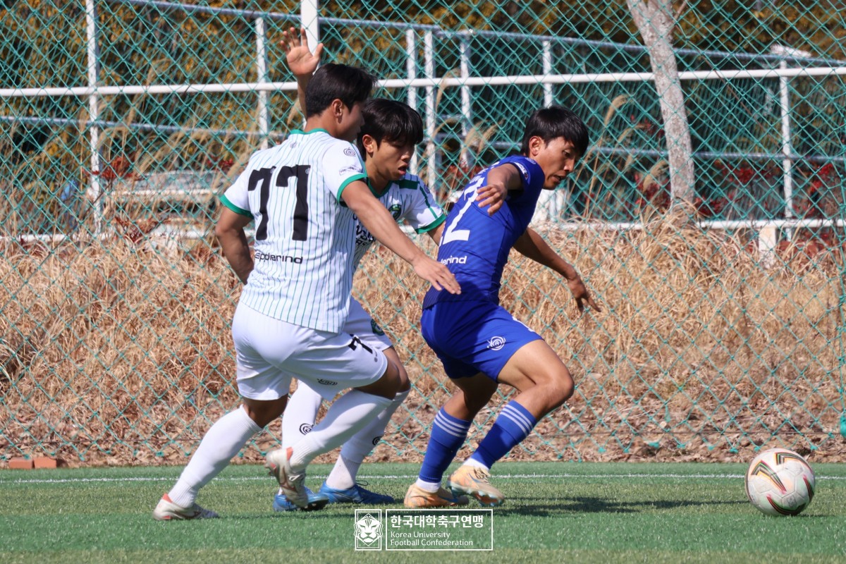 통영기 제62회 춘계대학축구연맹전 예선 2일차 경기사진 13