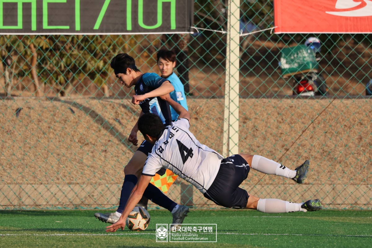 한산대첩기 제62회 춘계대학축구연맹전 예선 3일차 경기사진 20