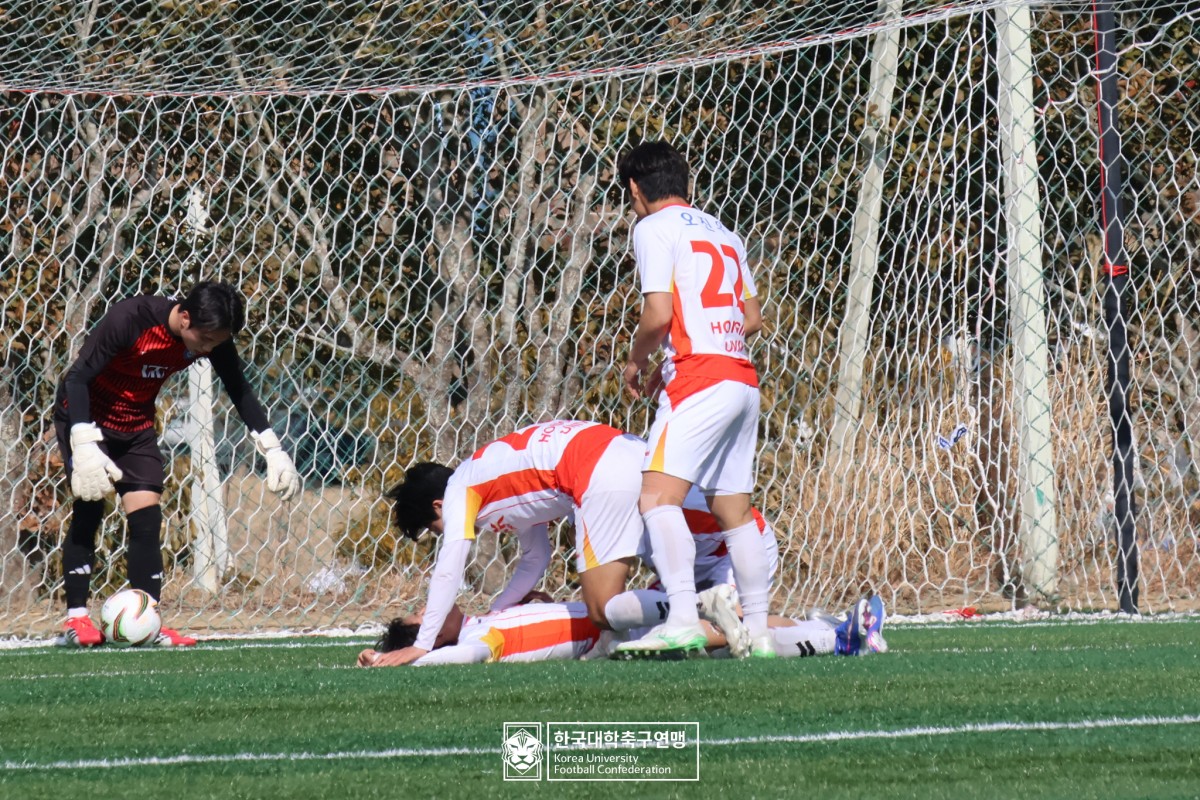 한산대첩기 제62회 춘계대학축구연맹전 예선 3일차 경기사진 87