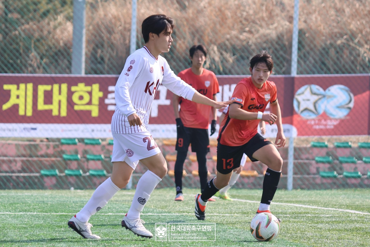 한산대첩기 제62회 춘계대학축구연맹전 예선 3일차 경기사진 97