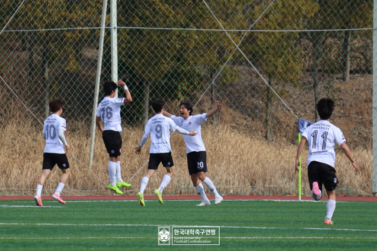 통영기 제62회 춘계대학축구연맹전 20강 경기사진 27