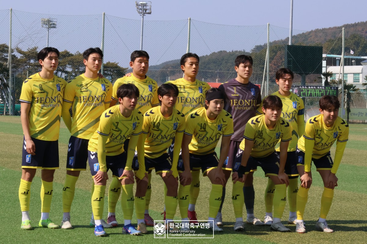 통영기 제62회 춘계대학축구연맹전 16강 경기사진 14