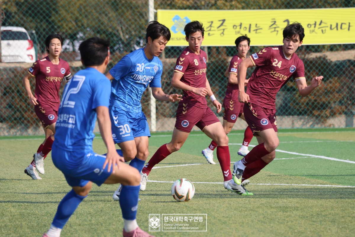 통영기 제62회 춘계대학축구연맹전 16강 경기사진 31