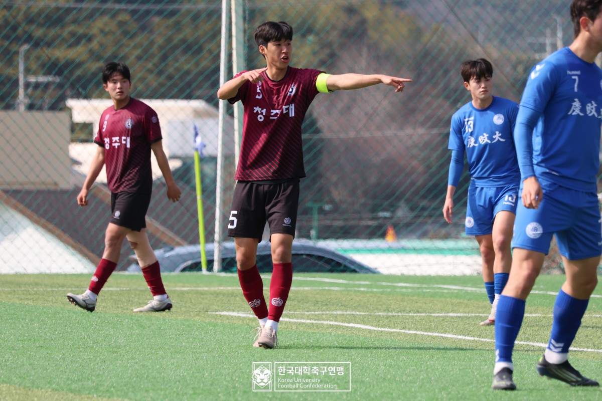 통영기 제62회 춘계대학축구연맹전 예선 3일차 경기사진 13
