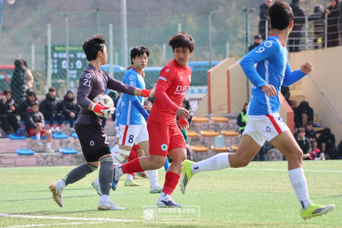 통영기 제62회 춘계대학축구연맹전 예선 3일차 경기사진 19