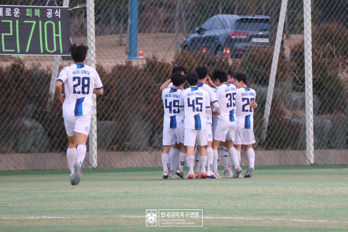 통영기 제62회 춘계대학축구연맹전 예선 3일차 경기사진 22