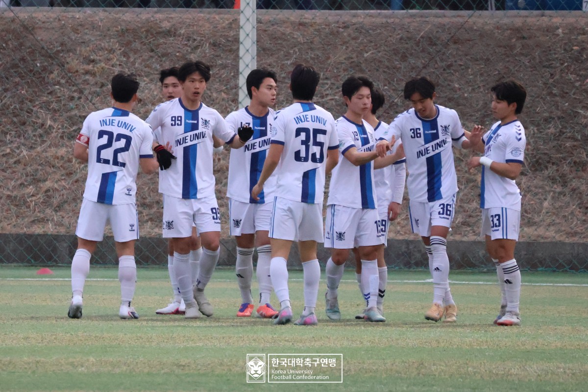 통영기 제62회 춘계대학축구연맹전 예선 3일차 경기사진 23