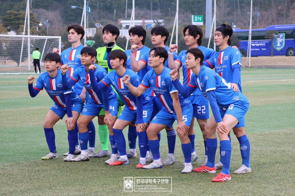통영기 제62회 춘계대학축구연맹전 예선 3일차 경기사진 33