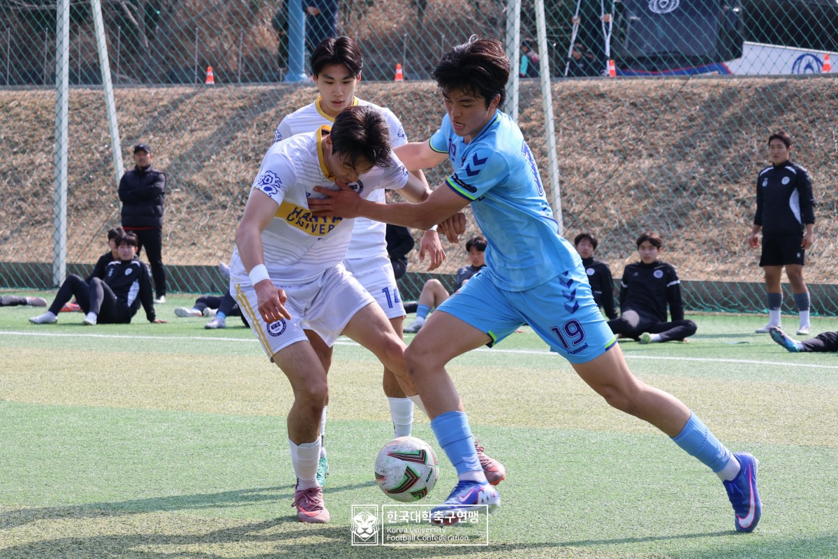 통영기 제62회 춘계대학축구연맹전 예선 3일차 경기사진 39