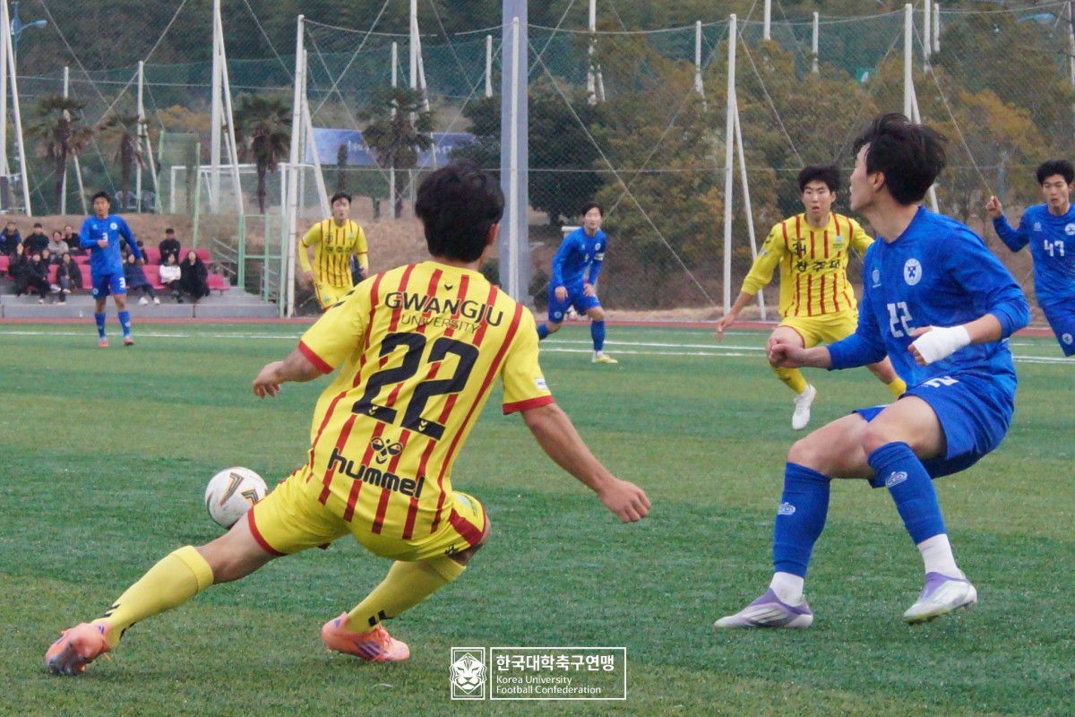 통영기 제62회 춘계대학축구연맹전 예선 3일차 경기사진 49