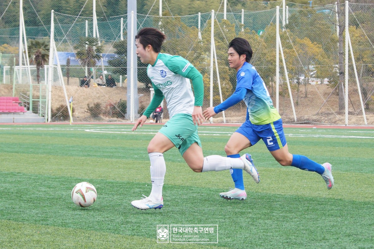 통영기 제62회 춘계대학축구연맹전 예선 3일차 경기사진 52