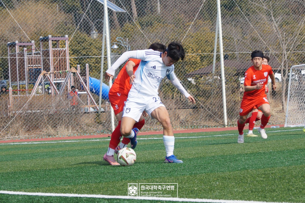 통영기 제62회 춘계대학축구연맹전 예선 3일차 경기사진 57