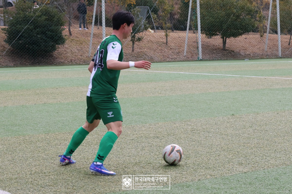 통영기 제62회 춘계대학축구연맹전 예선 3일차 경기사진 76