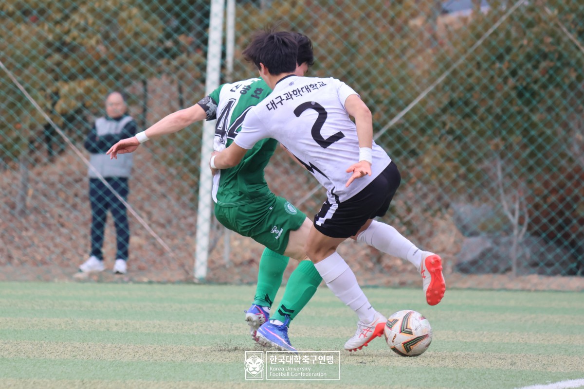 통영기 제62회 춘계대학축구연맹전 예선 3일차 경기사진 77