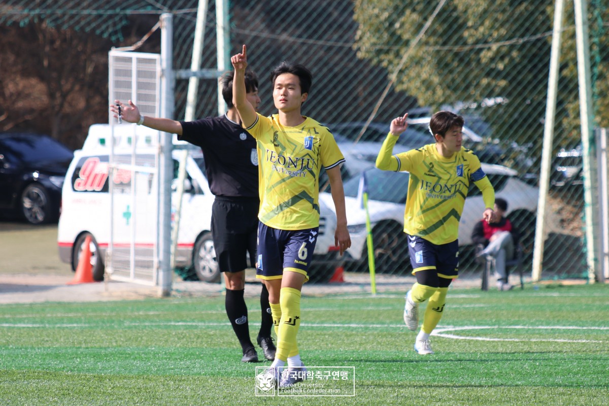 통영기 제62회 춘계대학축구연맹전 4강 전주대-선문대 24